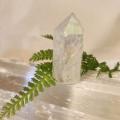 Alternative view of Crackled Agate Aura Point